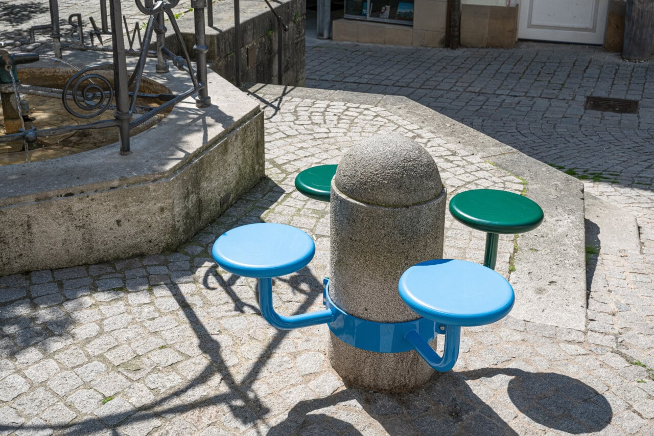 WECAUSE Stadtmobiliar für den lebendigen Sommer