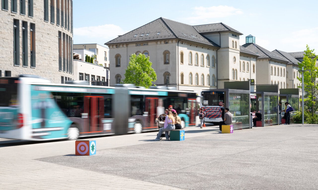 WECAUSE Stadtmobiliar für den lebendigen Sommer