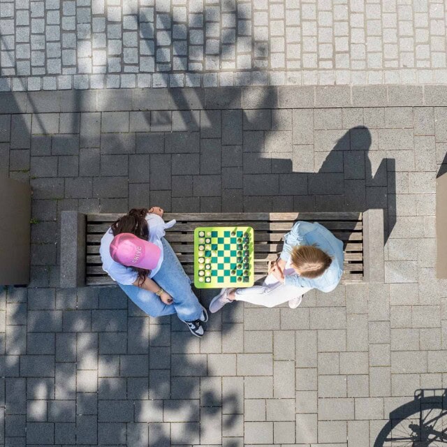 WECAUSE Stadtmobiliar für den lebendigen Sommer